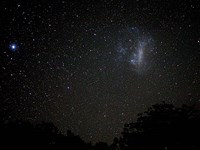 Large Magellanic Cloud (click for pictures)
